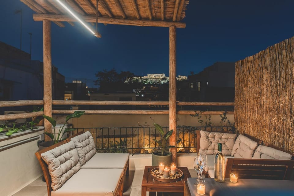 Night, View (from property/room), Balcony/Terrace, Seating area