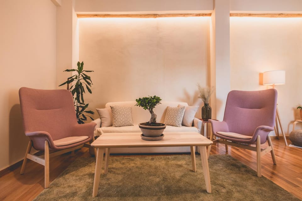 Living room, Seating area