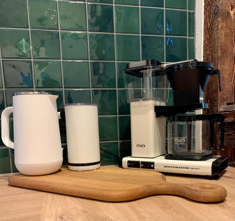 Coffee/tea facilities, Kitchen or kitchenette