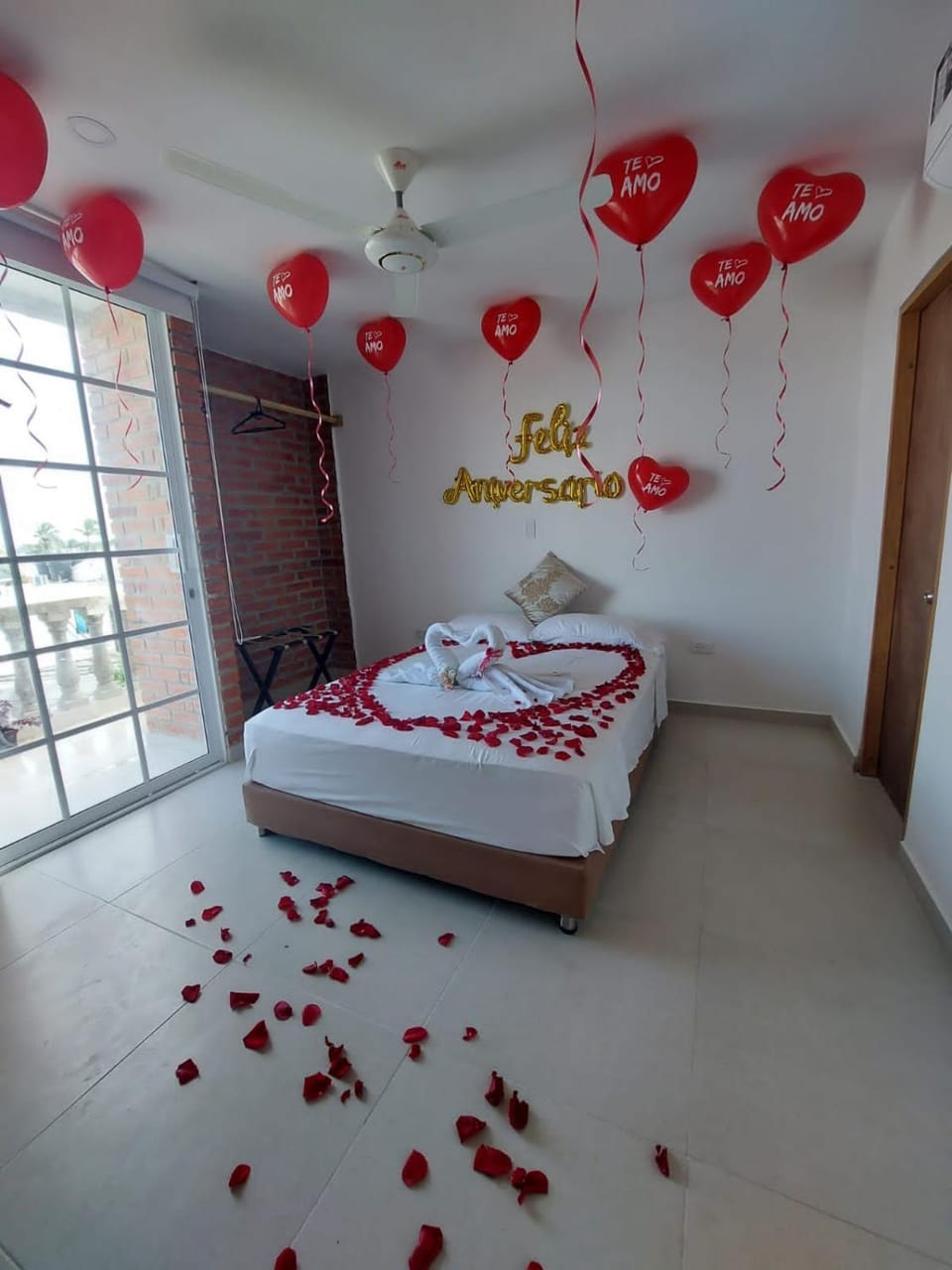 Photo of the whole room