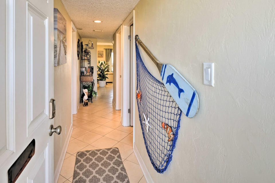 Ormond Beach Condo w/ Balcony & Views House in Ormond By The Sea