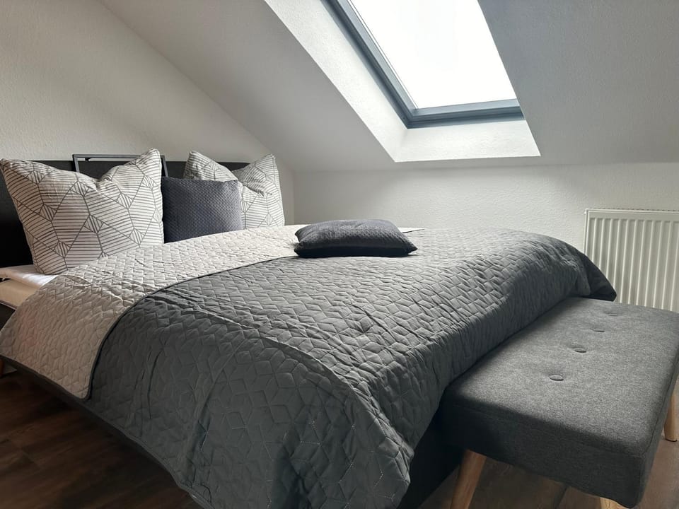 Bed, Bedroom