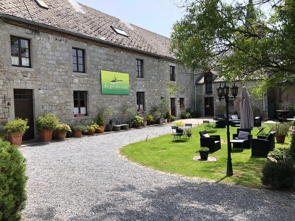 Property building, Patio, Garden