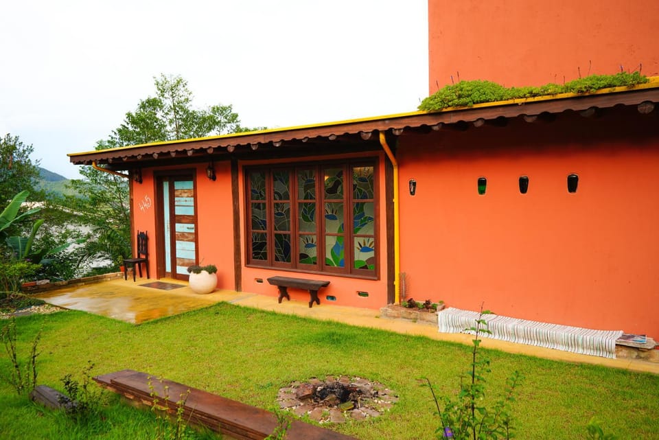 Property building, Patio, Facade/entrance, Garden