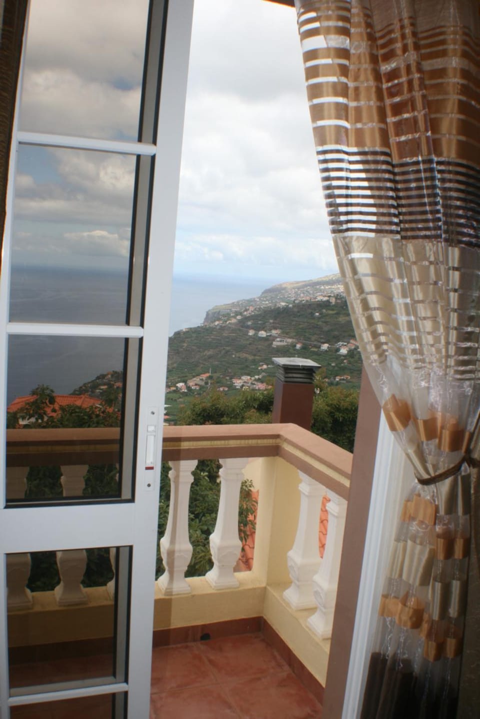 Charm Penthouse Ocean View Apartment in Madeira District