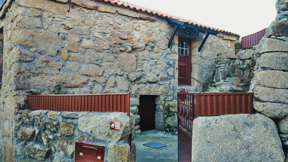 Patio, Facade/entrance