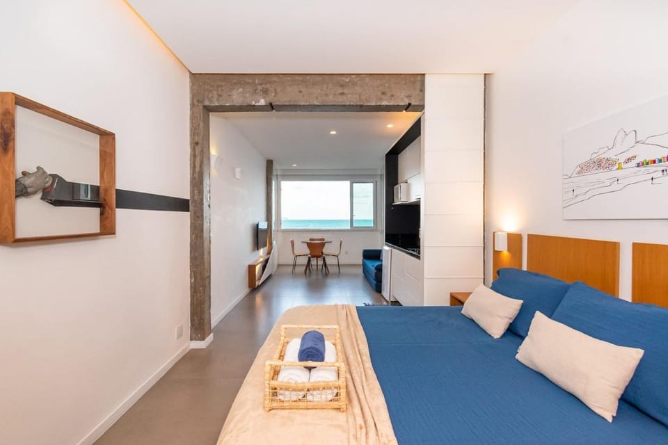 Studio Beach View in Copacabana | A 3196/502 Apartment in Rio de Janeiro