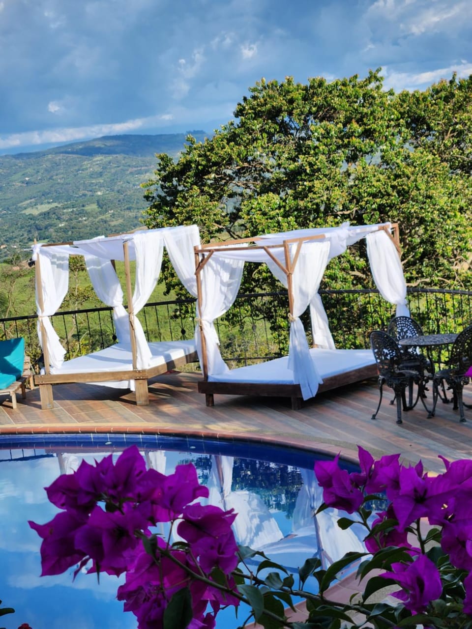 Balcony/Terrace, Swimming pool