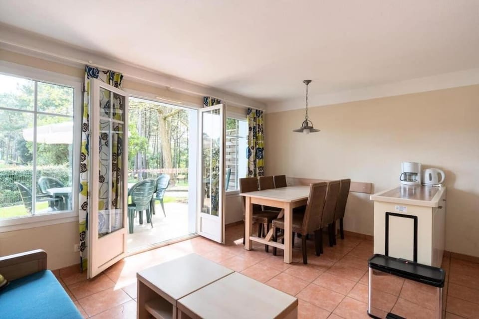 Maison sur golf avec piscine chauffée à Lacanau Océan House in Lacanau