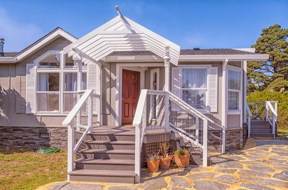 Coracao do Mar House in Mendocino County