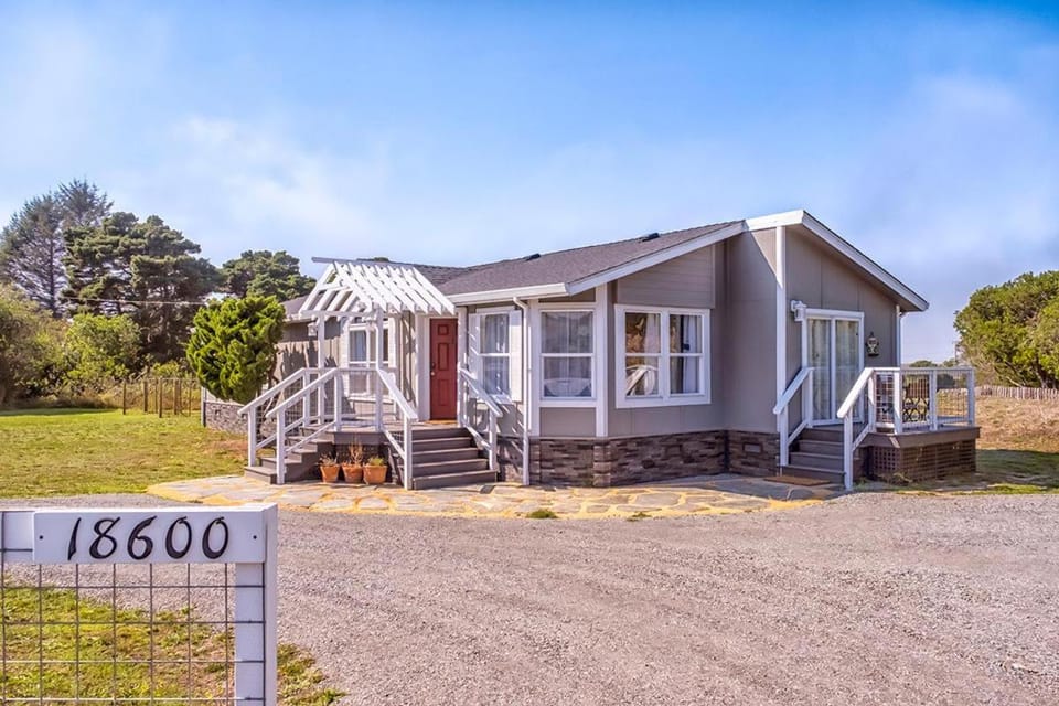 Coracao do Mar House in Mendocino County