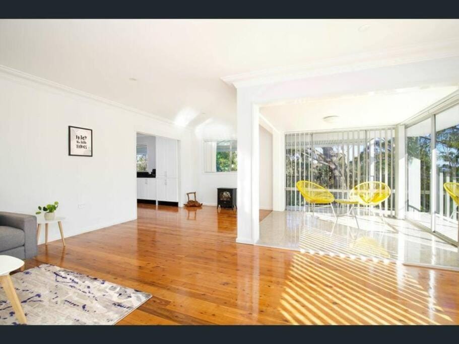Leura Sublime Sunrise House in Blue Mountains