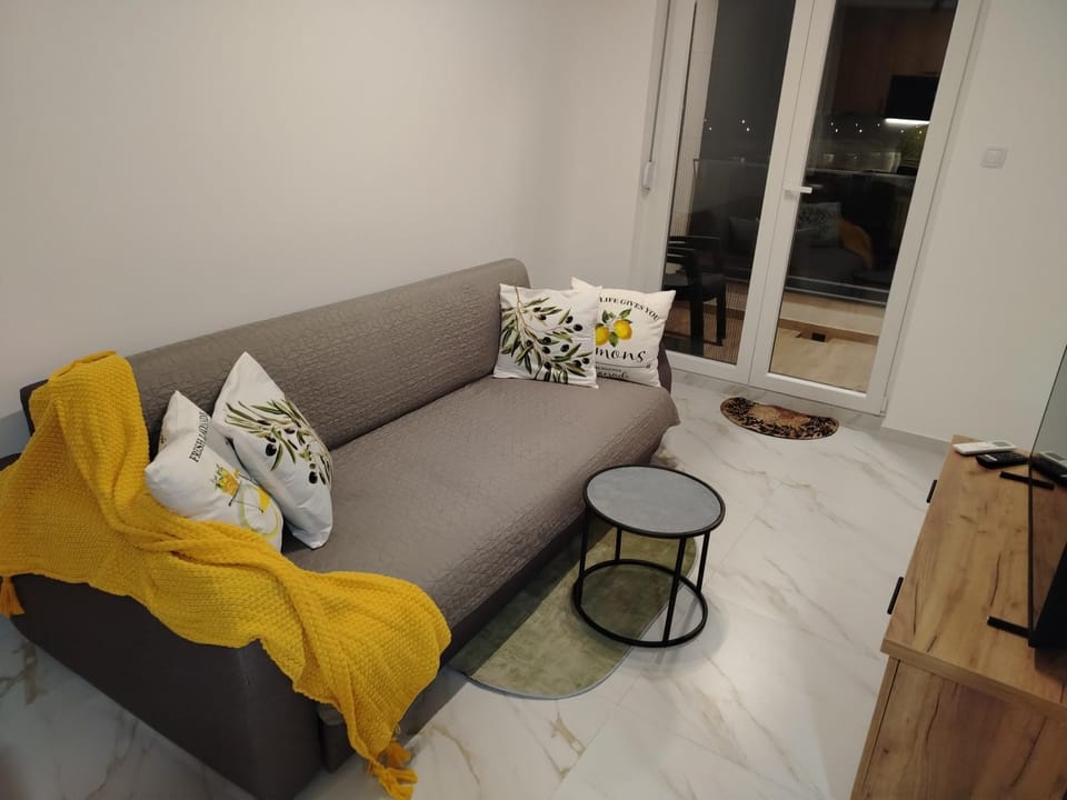 Apartman Darja1 sa pogledom na jezero Apartment in Vojvodina