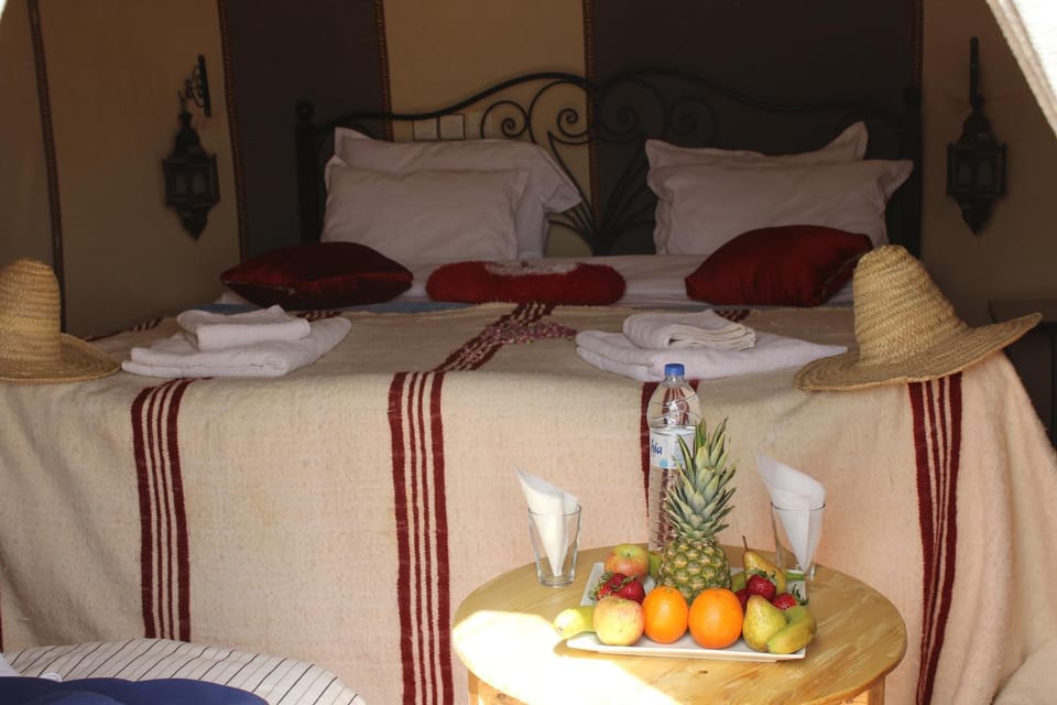 Bed, VIP