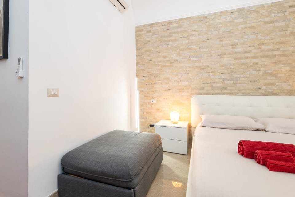 Domus Enea - Colosseo Termini Apartment in Rome