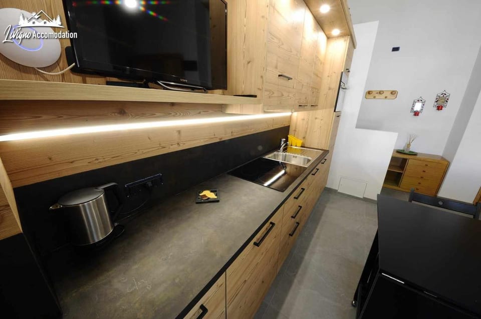 Baita Carosello Apt 6 by Livigno Accomodation Apartment in Canton of Grisons