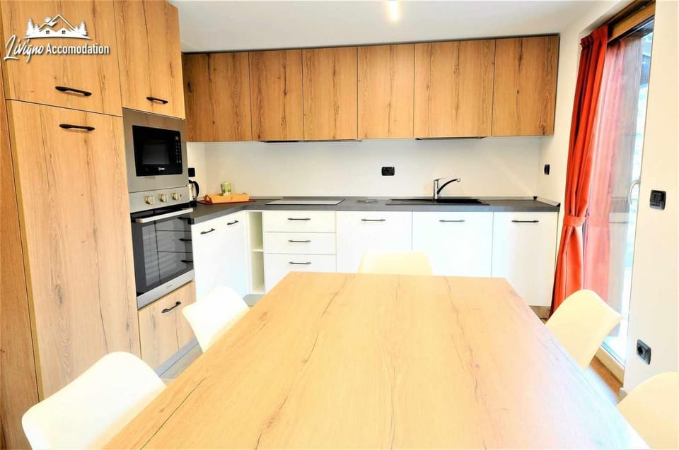 Chalet Rin Patrizia by Livigno Accomodation Apartment in Canton of Grisons