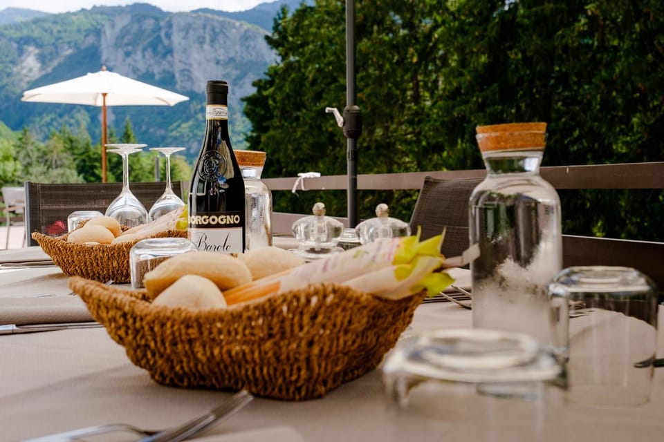 Property building, Dining area, Mountain view