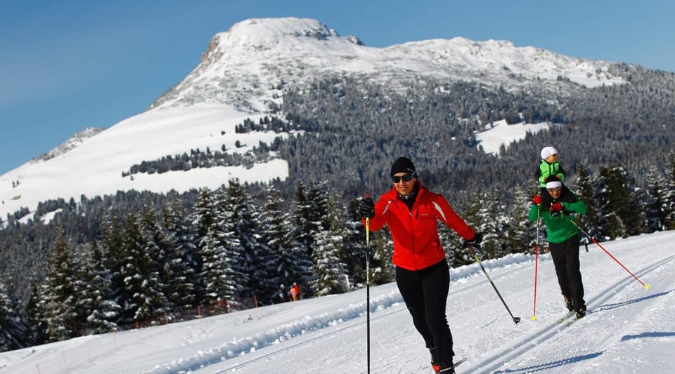 Winter, Skiing