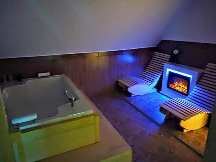 Hot Tub