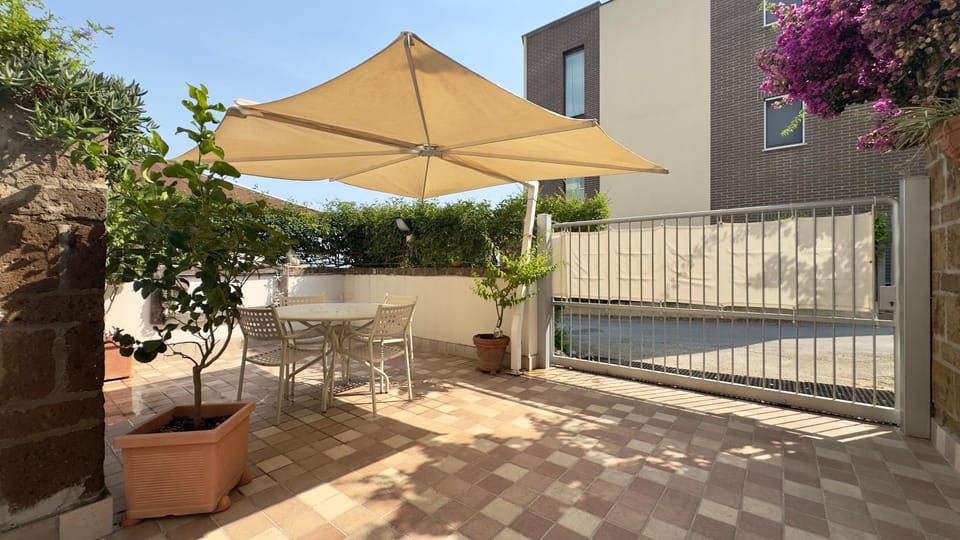 Patio, Garden