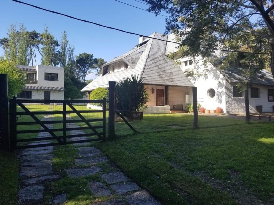 Rojaiju House in Punta del Este