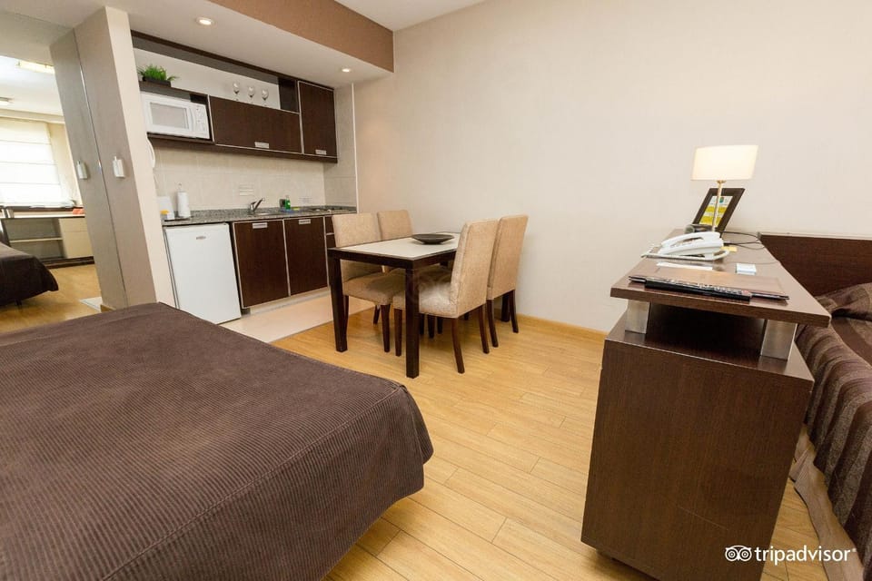 Bed, Living room, kitchen