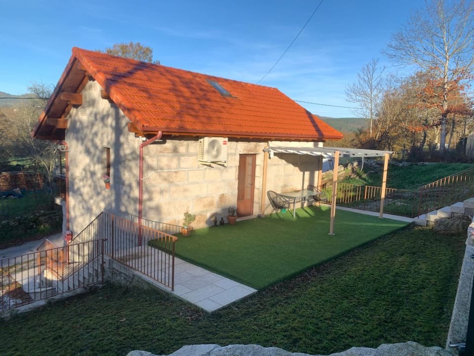 CASA TIO HERMINIO House in Galicia
