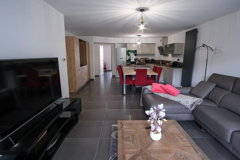 SUPERB apt with BALCONY in BRIANÇON Apartment in Briançon