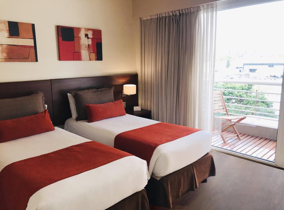 Bed, View (from property/room), Photo of the whole room, Bedroom