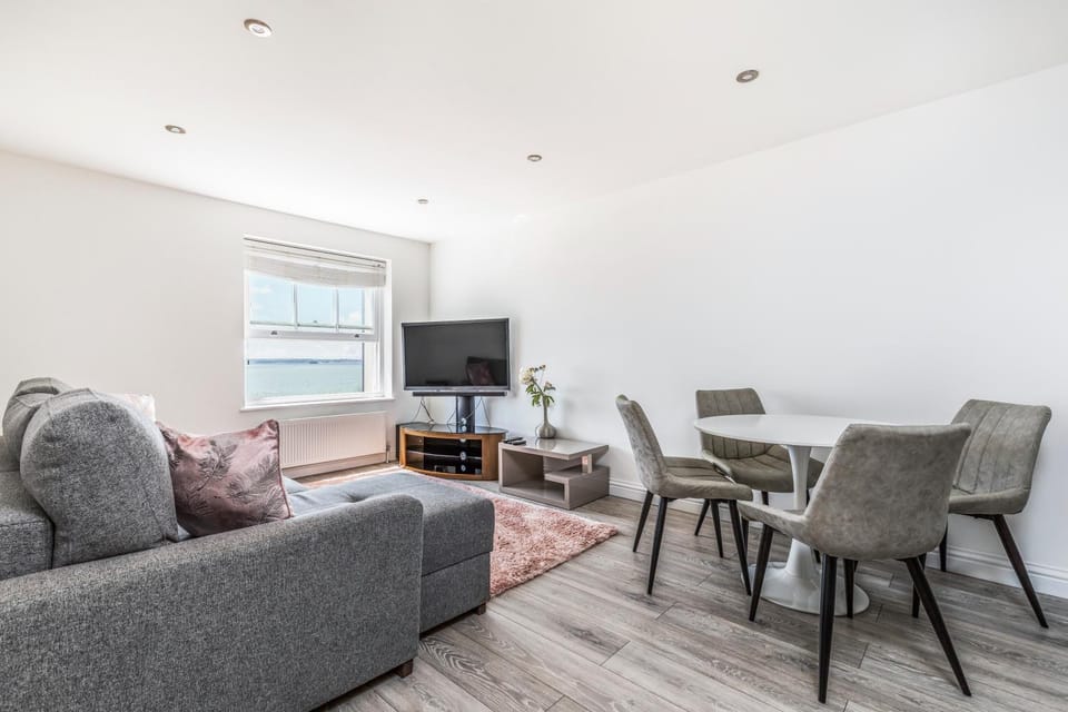 Seafront 2 Bedroom Apartment Apartment in Portsmouth