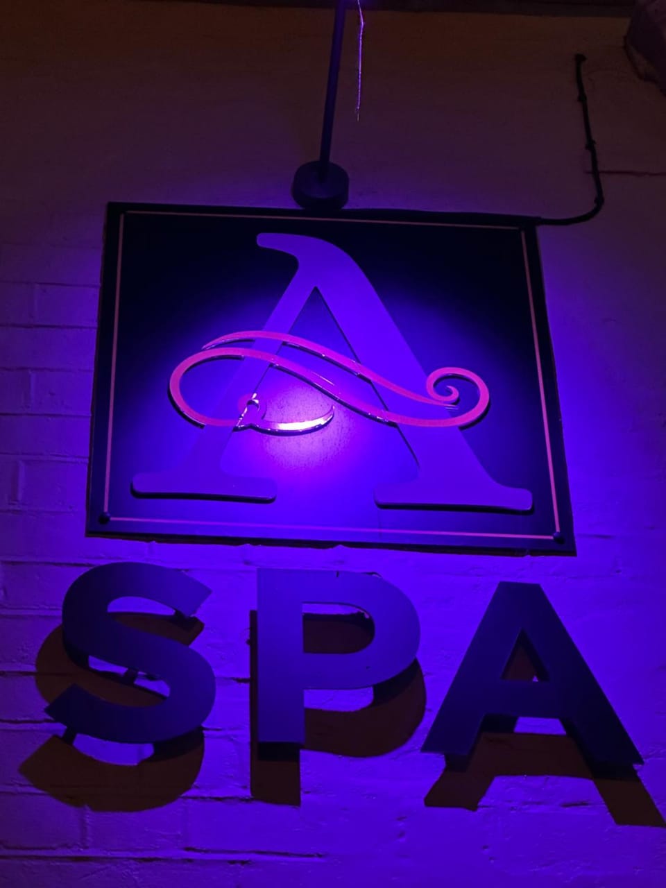 Ashbys Deluxe Studios with Free Spa included Apartment in Portsmouth