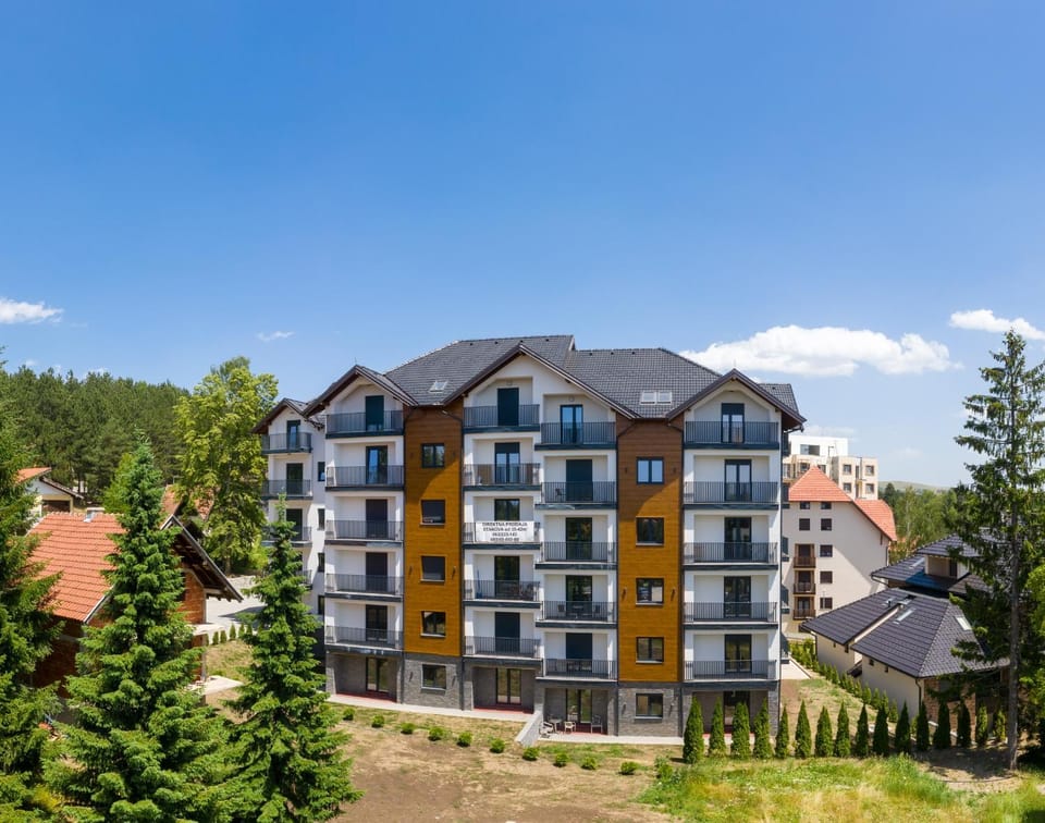 Let's Hide Apartman Apartment in Zlatibor