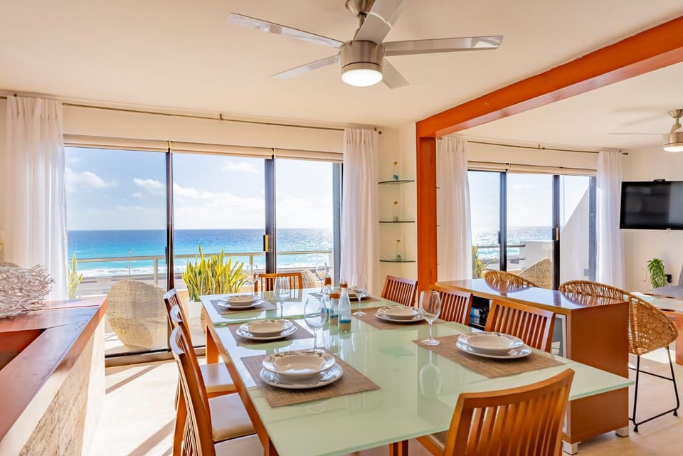 Amazing Caribbean Ocean view at Villas Marlin in Cancun Apartment in Cancun