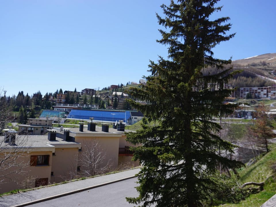 Studio 38m² 6 pers, animaux acceptés, proche des pistes Apartment in Provence-Alpes-Côte d'Azur