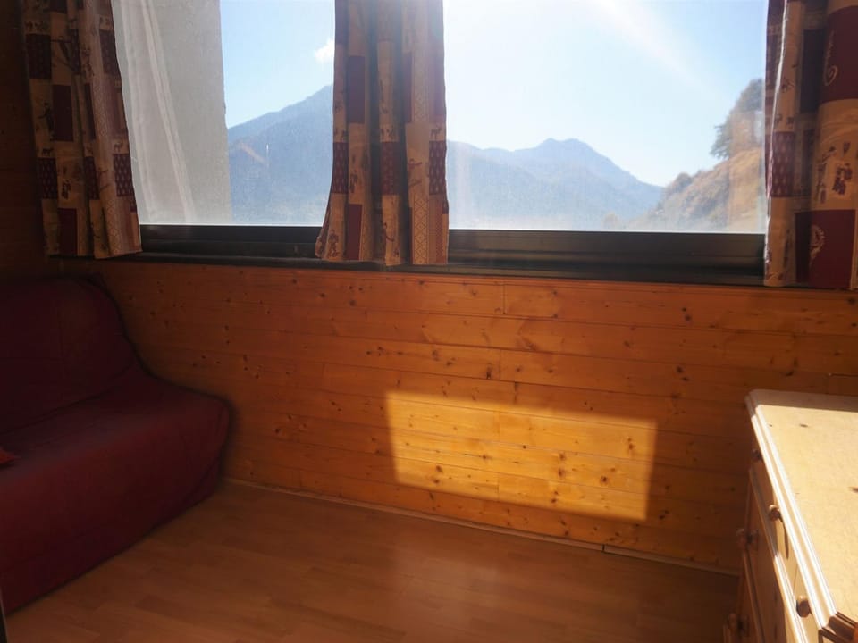 Studio cabine 4 pers avec vue, proche télésiège Cabin in Provence-Alpes-Côte d'Azur