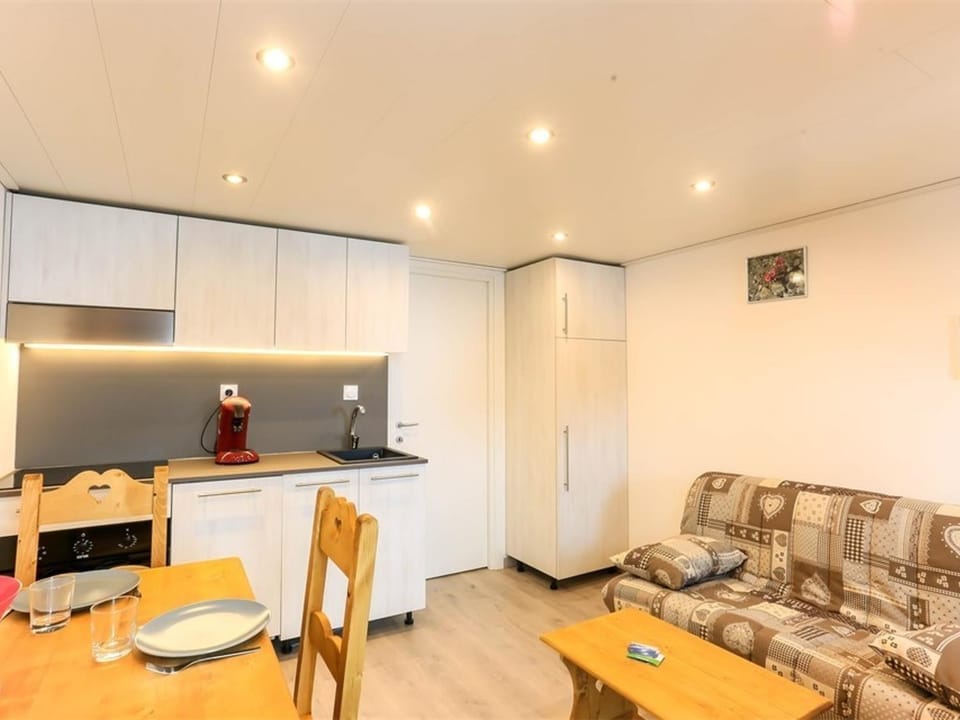 Appartement rénové duplex 4 pers Val Thorens - proche pistes et commerces - FR-1-637-16 Apartment in Val Thorens