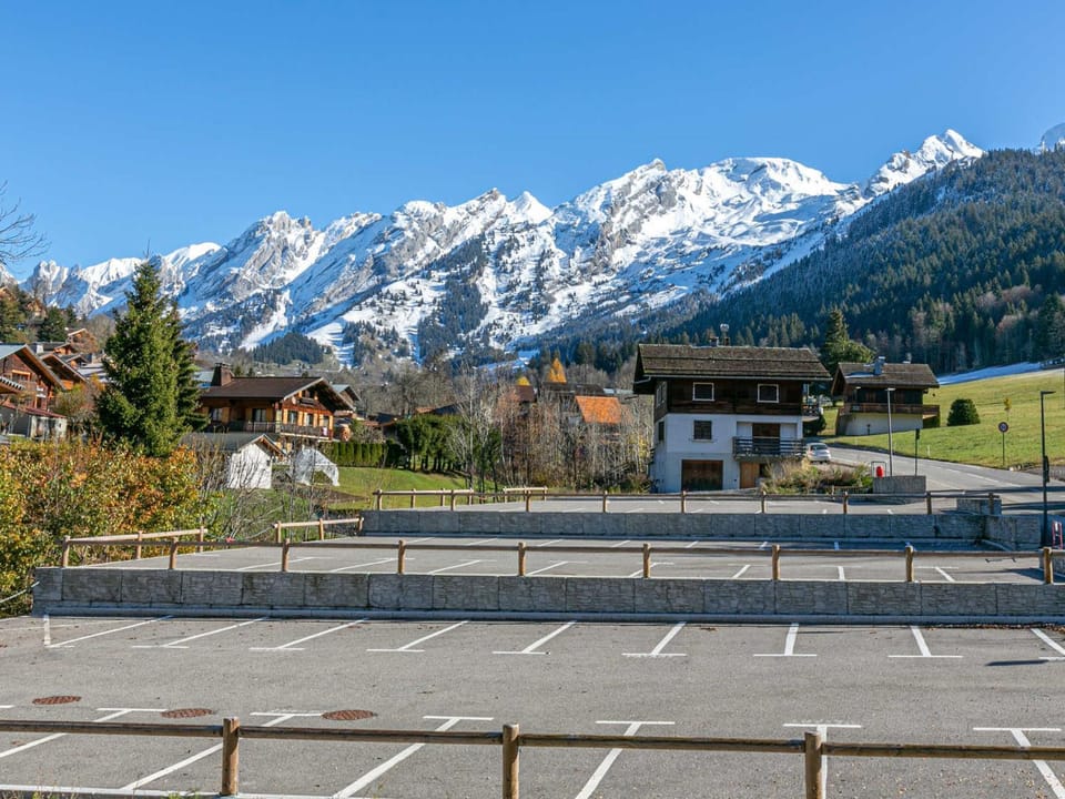 Ski aux pieds, 2 chambres, balcon sud, parking, 6 pers - FR-1-437-87 Apartment in La Clusaz