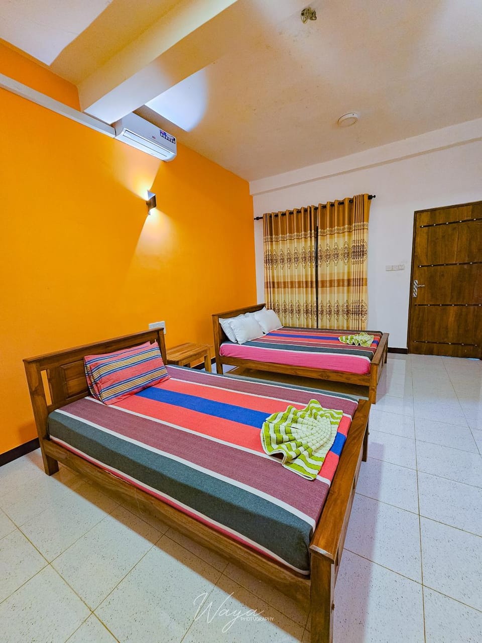 Bed, Bedroom, fireplace