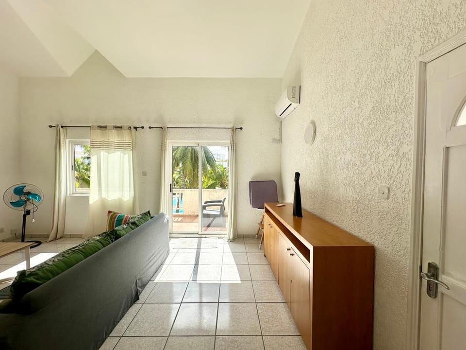 Apt Terrasse Bord de Mer & piscine / Flic en Flac Apartment in Flic en Flac