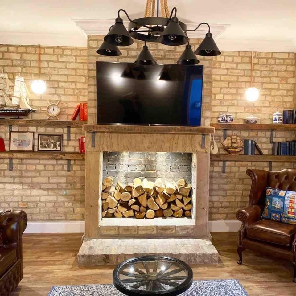 The Captains Nook-Hot tub House in Amble