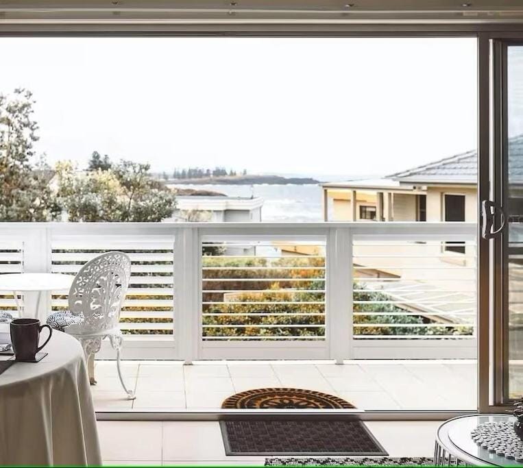View (from property/room), Balcony/Terrace, Sea view