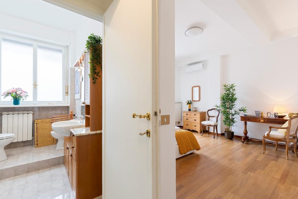 Bathroom, Bedroom