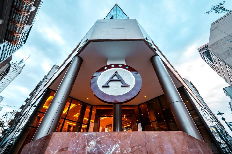 Property building, Facade/entrance, Off site, Day, Property logo or sign, Logo/Certificate/Sign, Time of day, Location