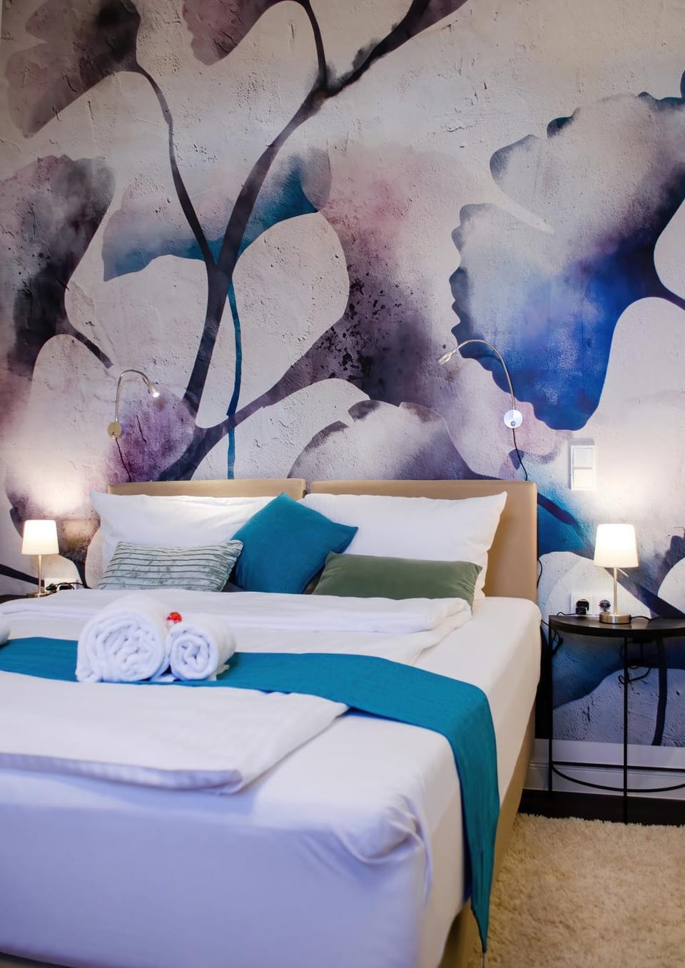 Bed, Photo of the whole room
