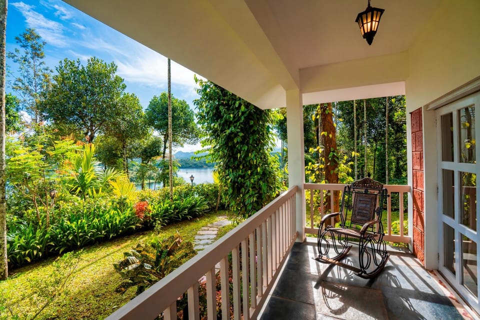 Day, Natural landscape, Balcony/Terrace, Garden view