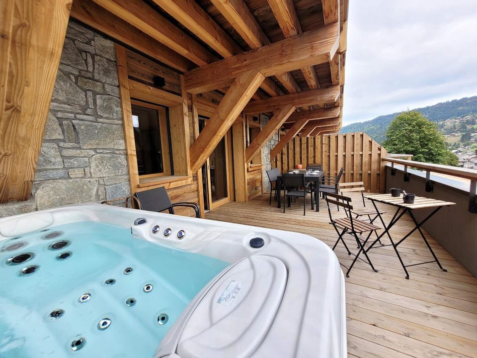 Appartement de charme avec jacuzzi et parking, 6 pers. aux Gets - FR-1-598-92 Apartment in Les Gets