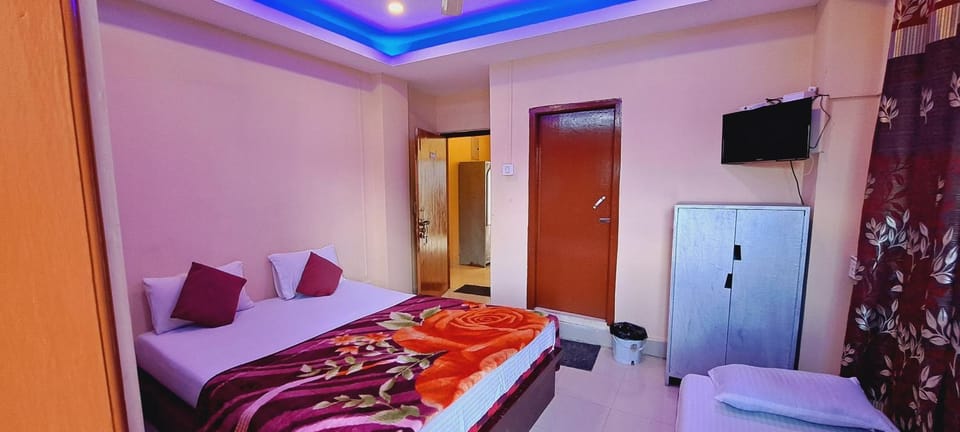 Shillong Guest House Bed and Breakfast in Bangladesh