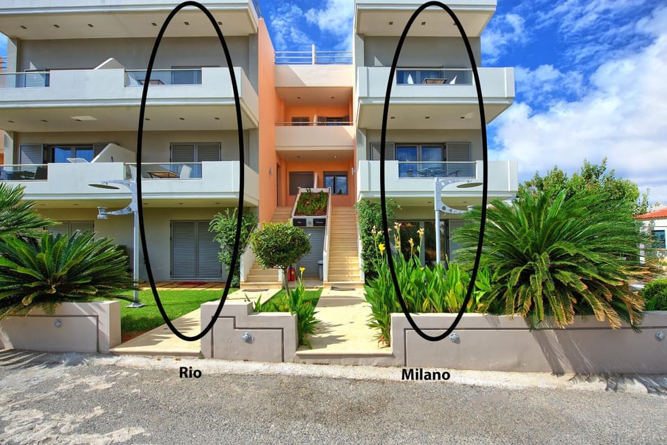 Property building, Facade/entrance