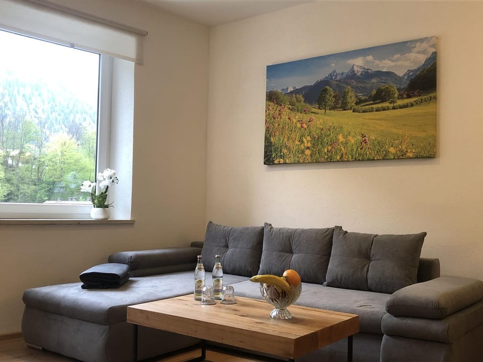 Pension und Ferienwohnung Frech Hotel in Berchtesgadener Land